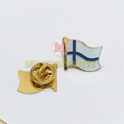 Pesan Pin Bendera Finlandia Logam Kuningan 2cm